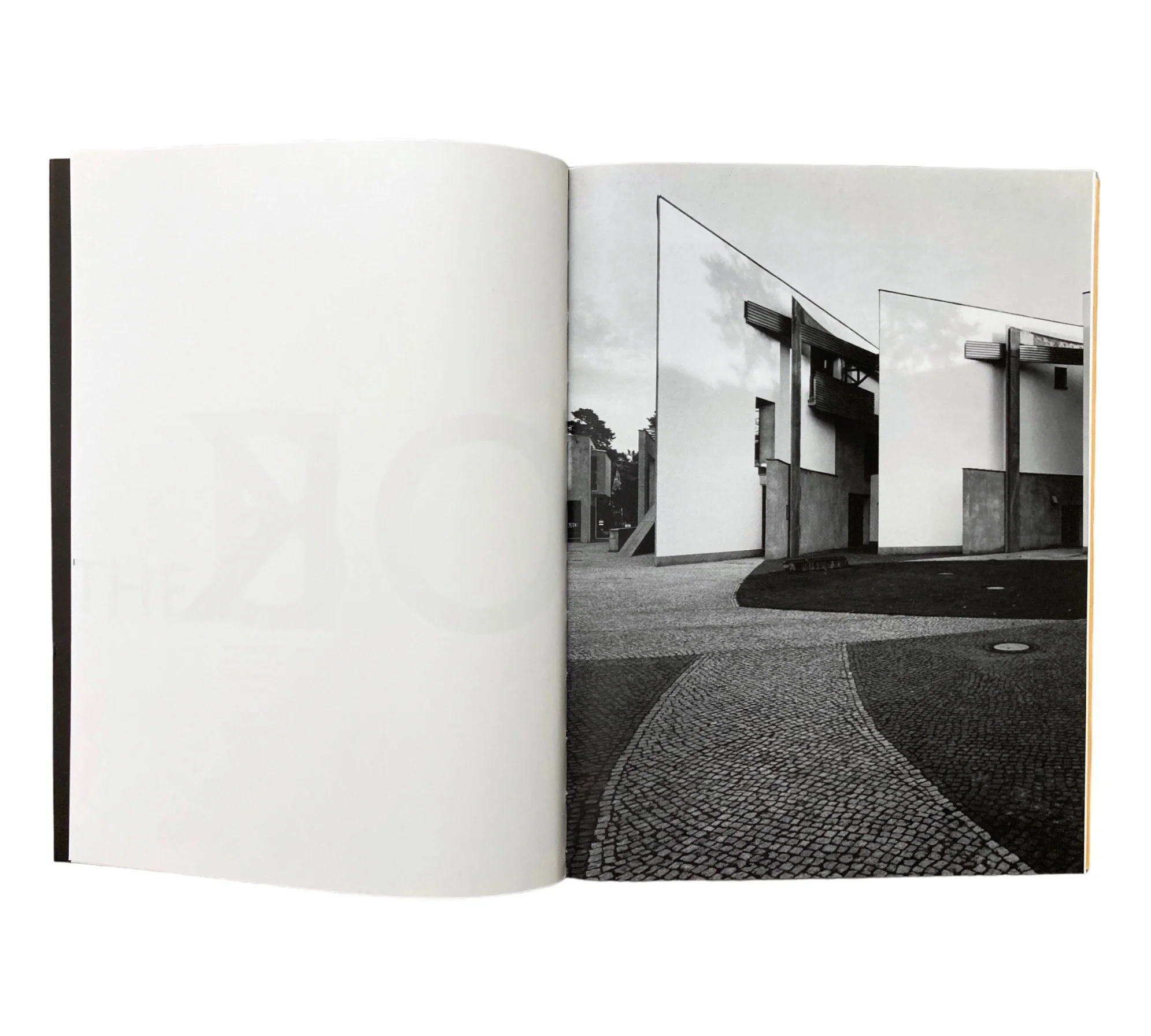 House of the Book: Zvi Hecker's Jewish Community School - Image 3