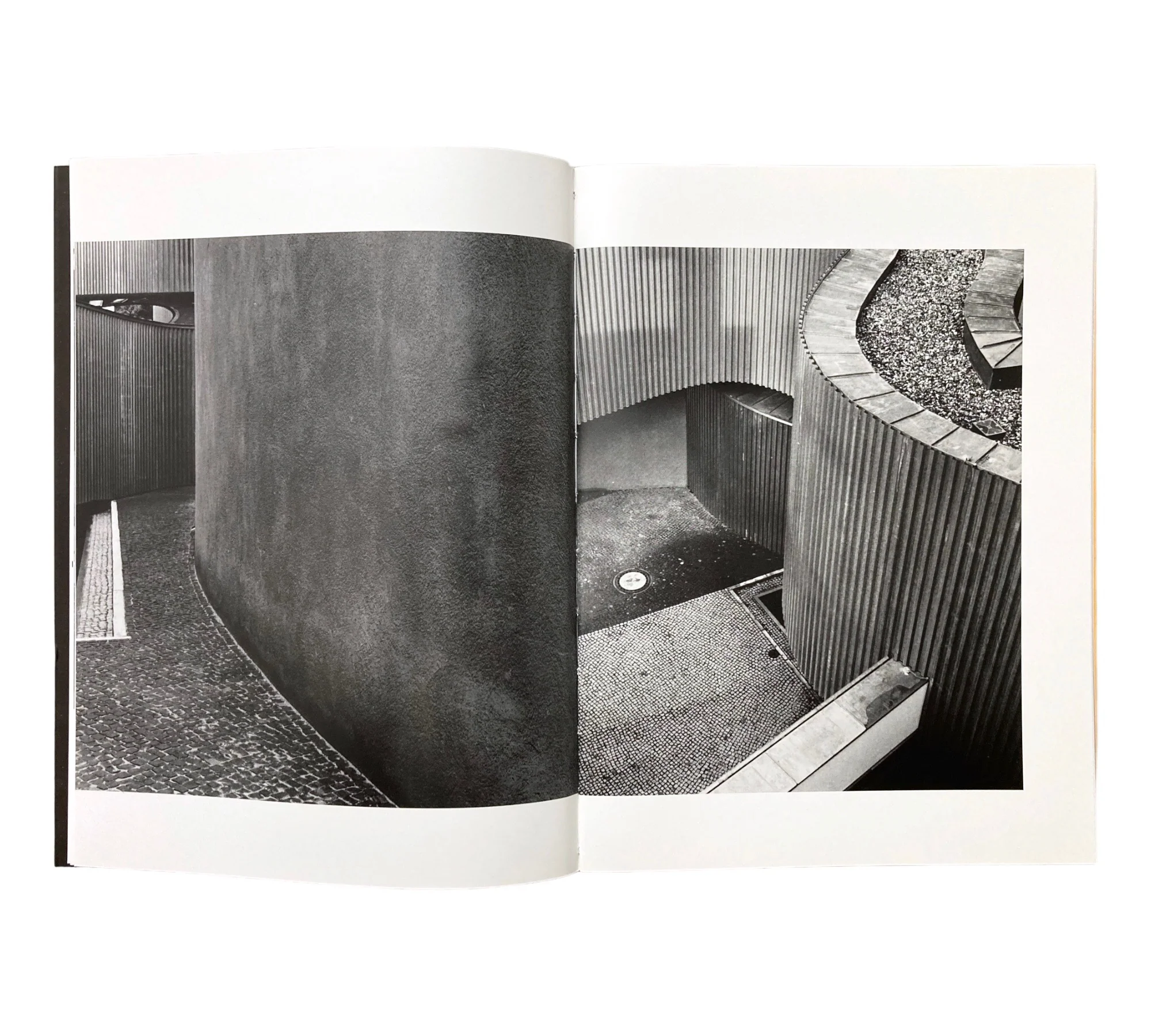 House of the Book: Zvi Hecker's Jewish Community School - Image 4