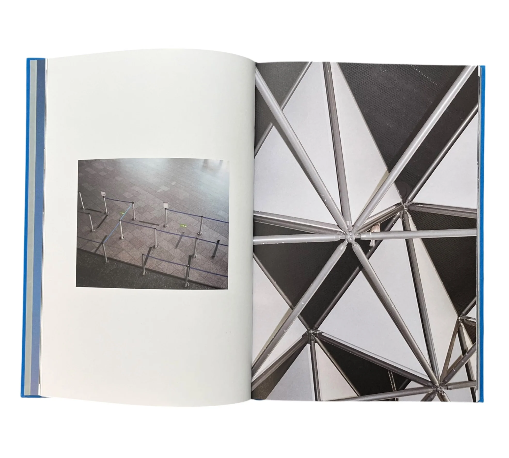 Marc Krause: Frankfurt Airport, April 2020 - Image 11