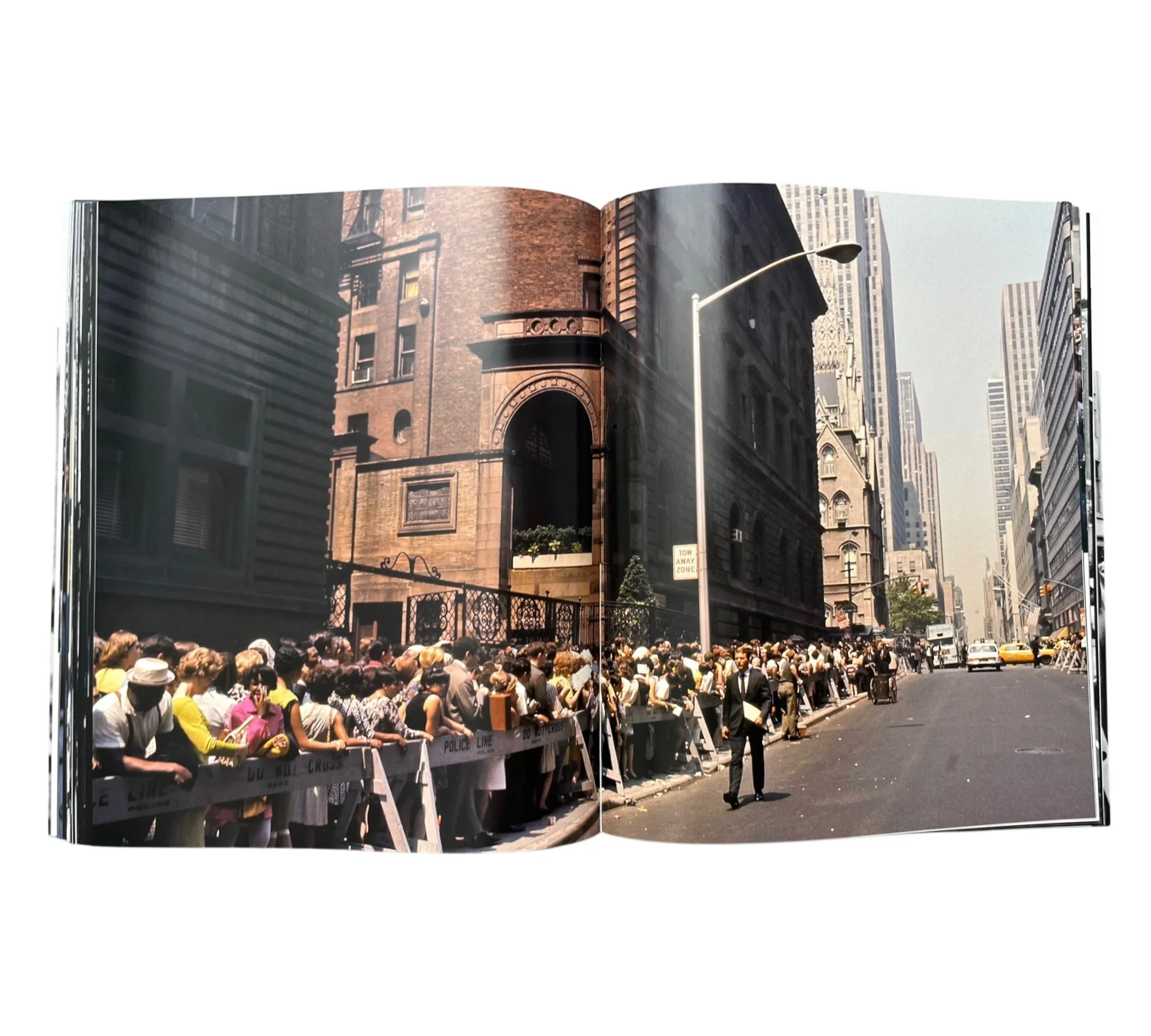 Harry Benson: R.F.K - A Photographer's Journal - Image 3
