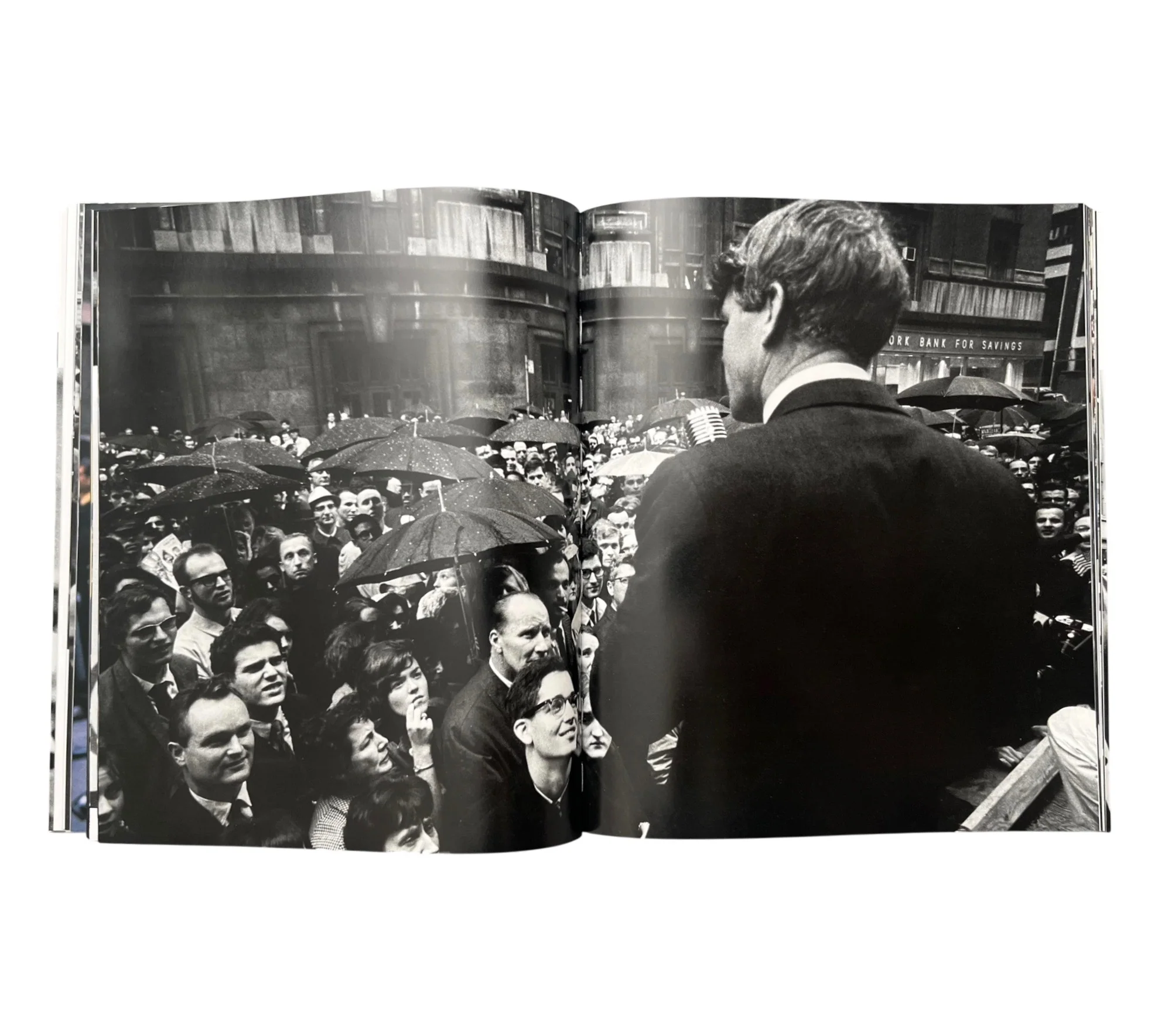 Harry Benson: R.F.K - A Photographer's Journal - Image 6
