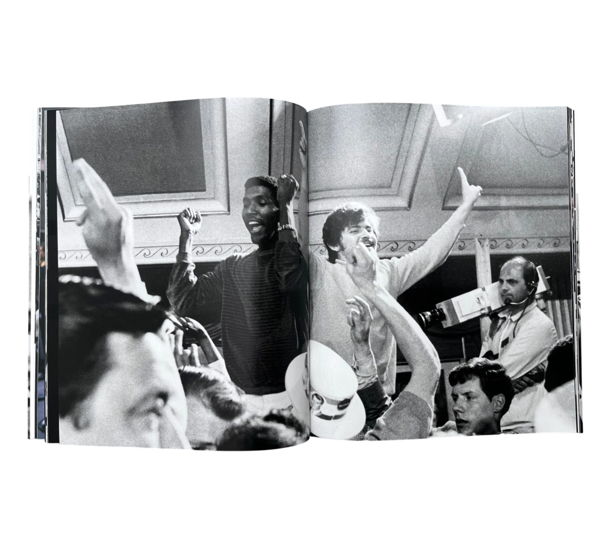 Harry Benson: R.F.K - A Photographer's Journal - Image 7