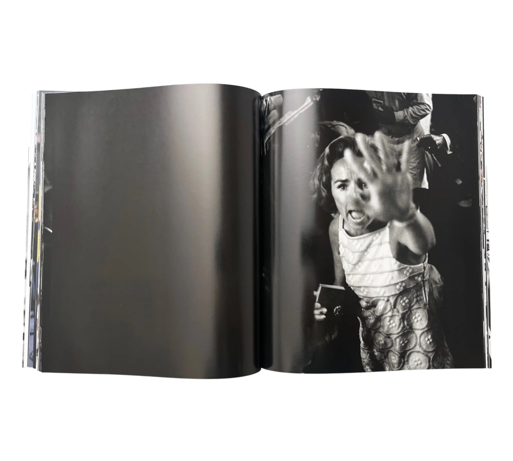 Harry Benson: R.F.K - A Photographer's Journal - Image 8