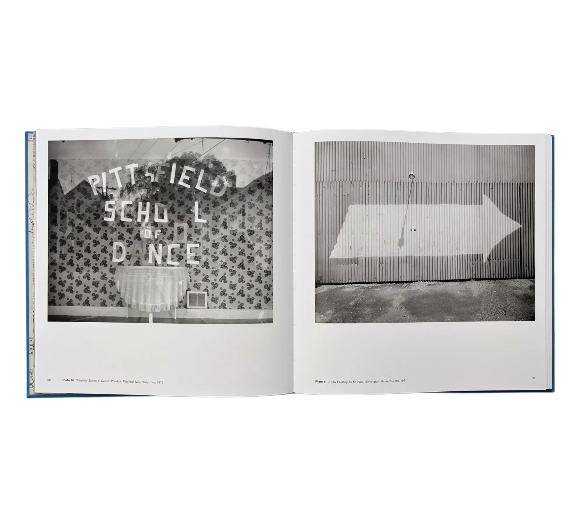Signs: Photographs by Jim Dow - Image 5