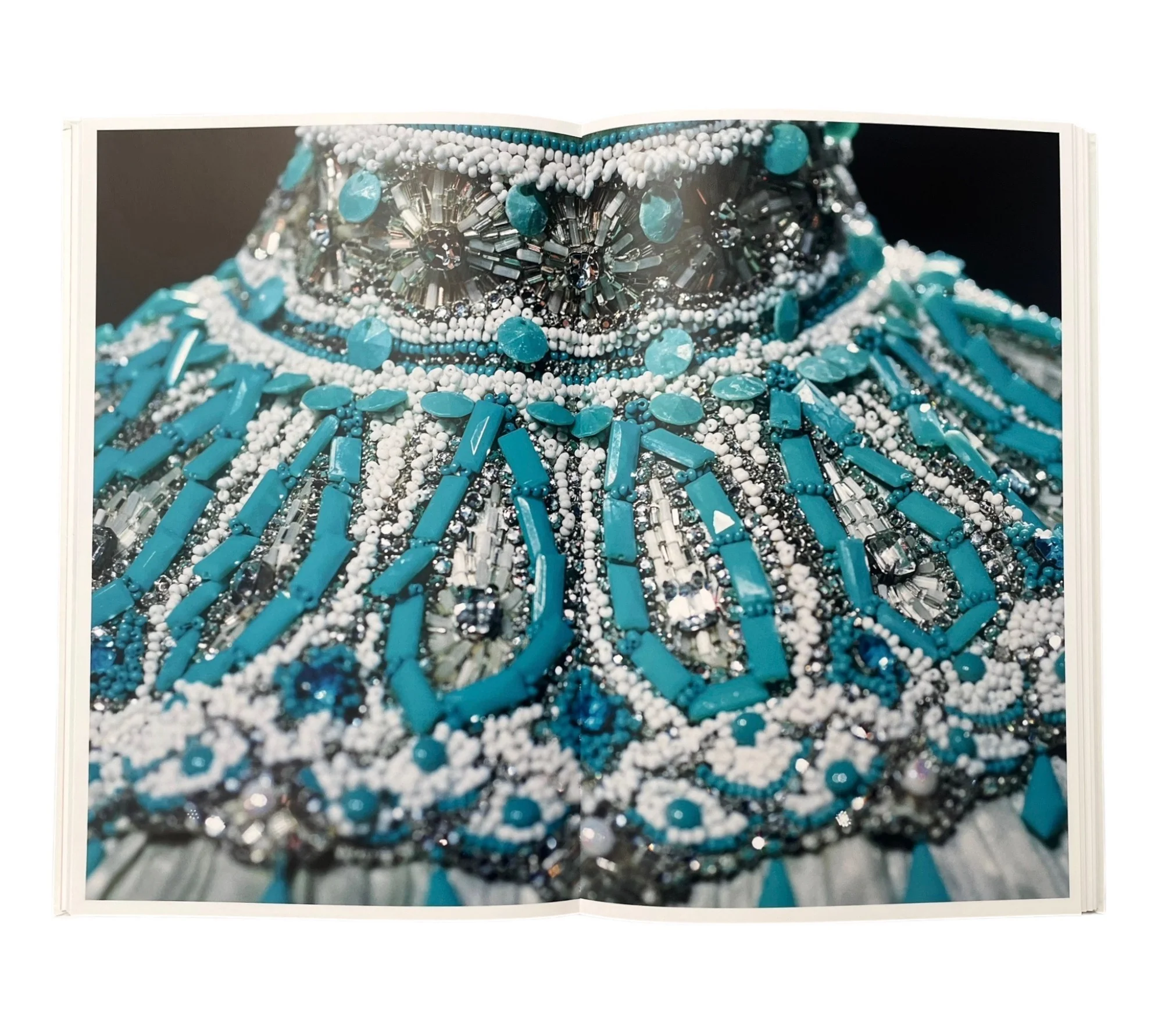 Supreme Glamour - Image 8