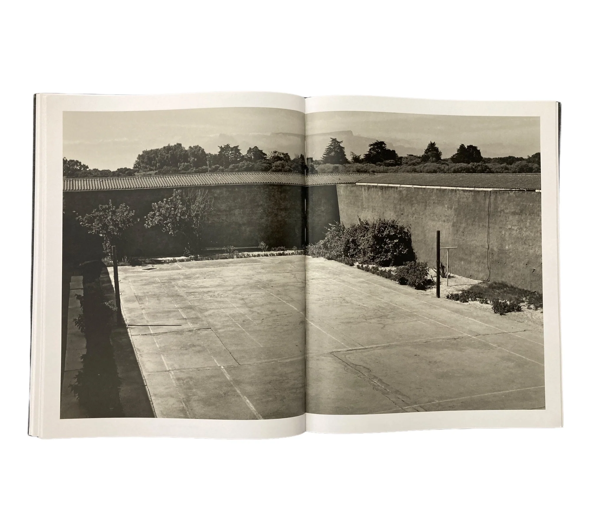 Koto Bolofo: The Prison - Image 6
