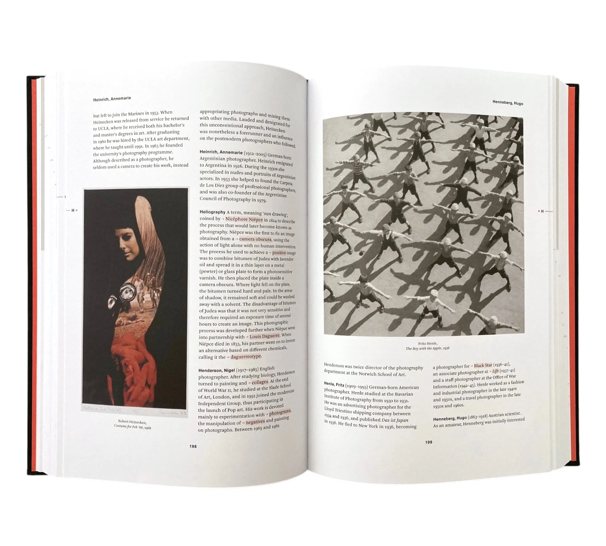 The Thames & Hudson Dictionary of Photography - Image 10